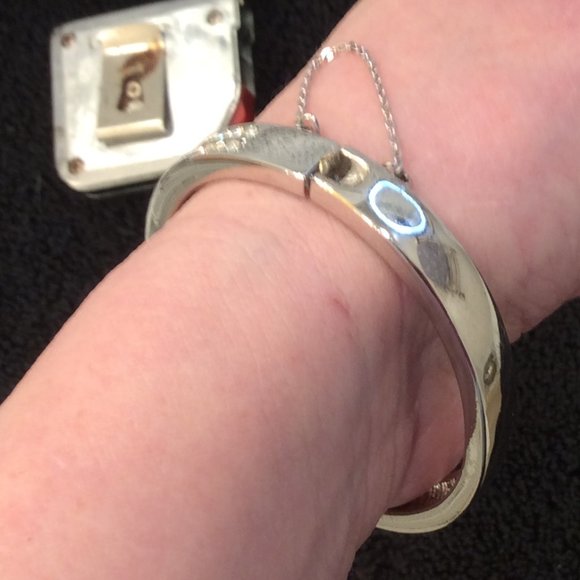 Vintage Swarovski Silver Crystal Bangle Bracelet - Picture 4 of 16